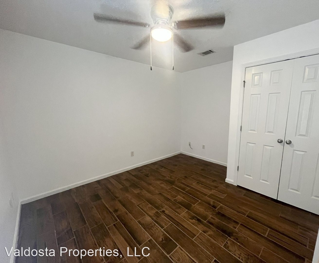 1742 Eli Place - Photo 13