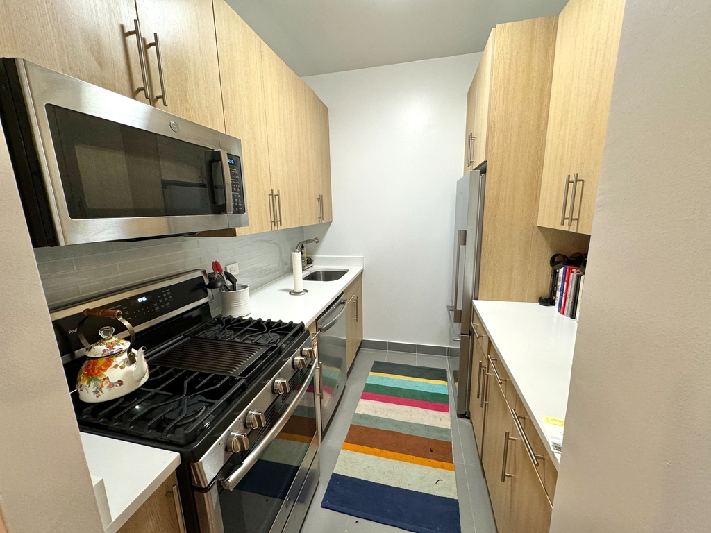 666 Greenwich Street - Photo 3