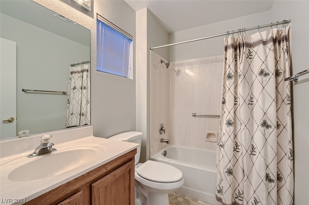 8729 Pennystone Avenue - Photo 19