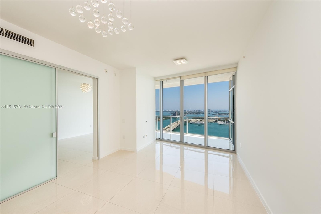 1100 Biscayne Blvd - Photo 5