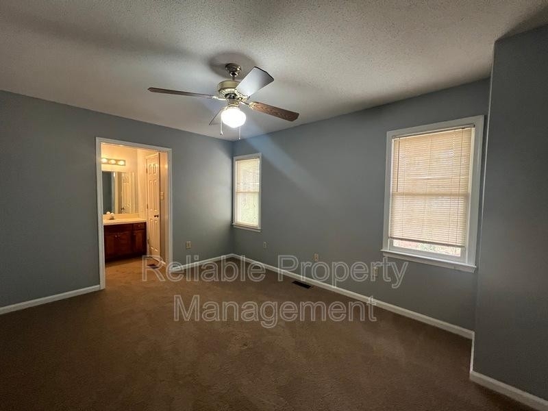 712 John Street - Photo 13