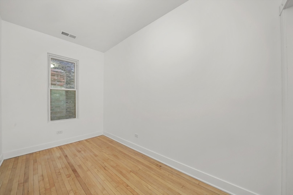 2021 W 47th Street - Photo 5