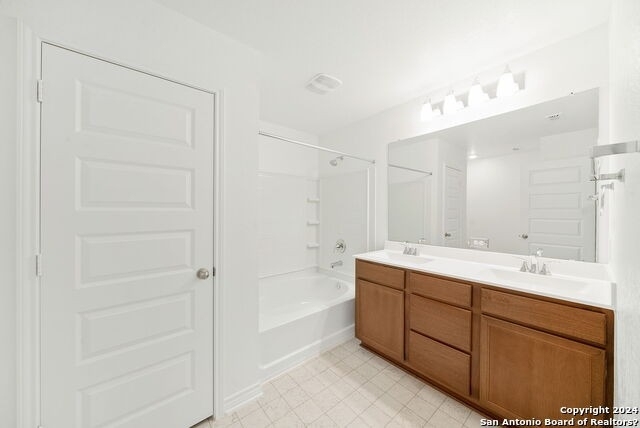 10643 W Military Dr - Photo 22