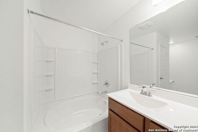 10643 W Military Dr - Photo 23