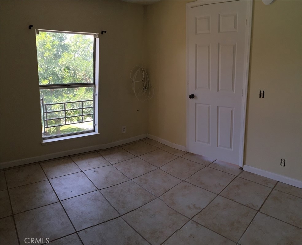 4565 Ramona Avenue - Photo 13