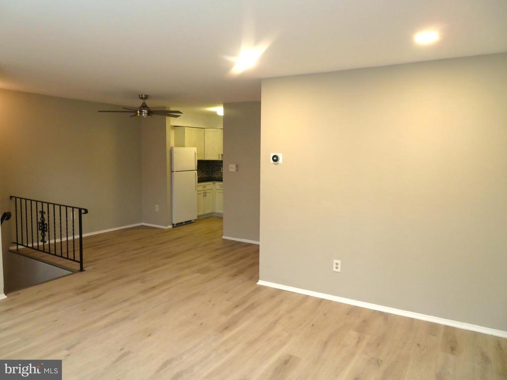 163 Parker Ave - Photo 10