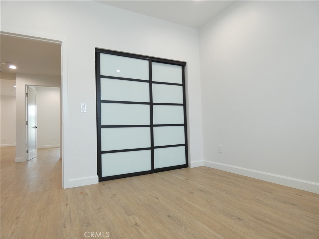 5346 Lexington Ave - Photo 20