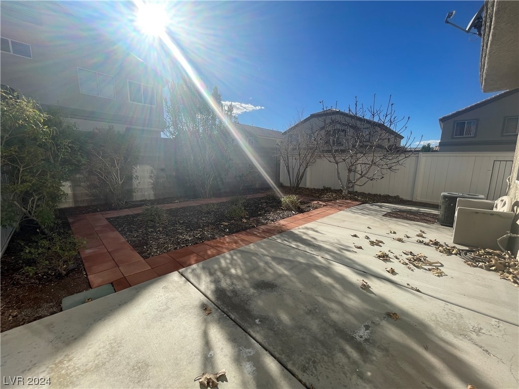 6223 Ordaz Avenue - Photo 27