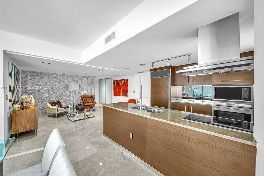 495 Brickell Ave - Photo 5