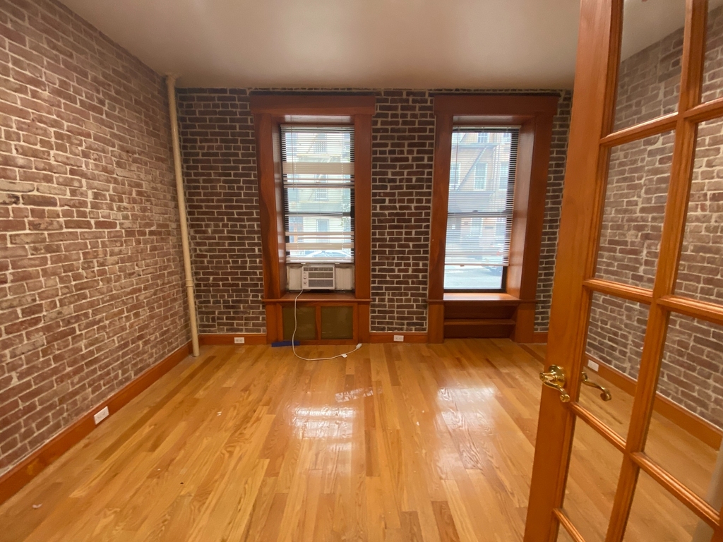 East 53rd Street - Photo 1