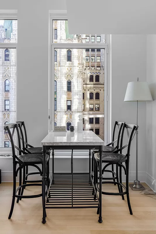 30 Park Avenue - Photo 4