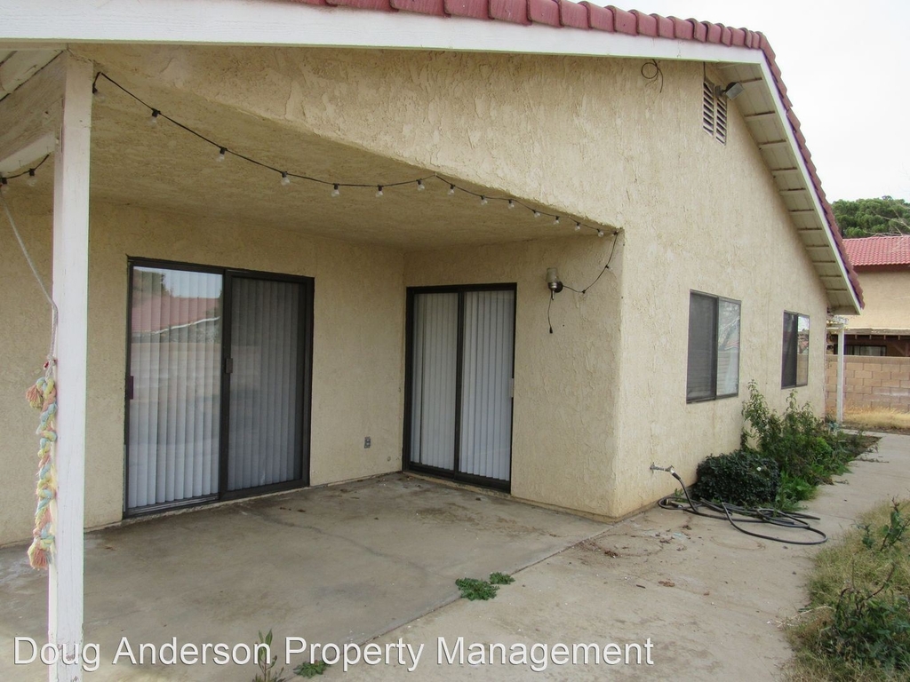 ***1811 Einstein Street - Photo 16