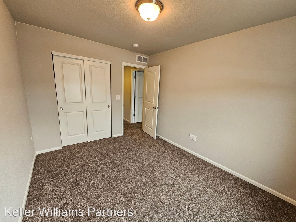 7960 Luminary Ln - Photo 16