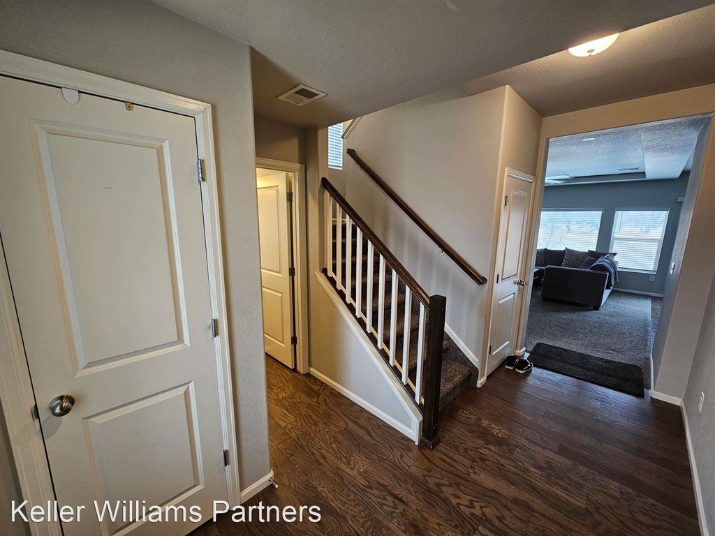 7960 Luminary Ln - Photo 2