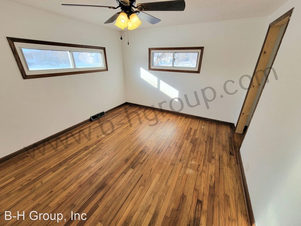 8245 108th Ave - Photo 8