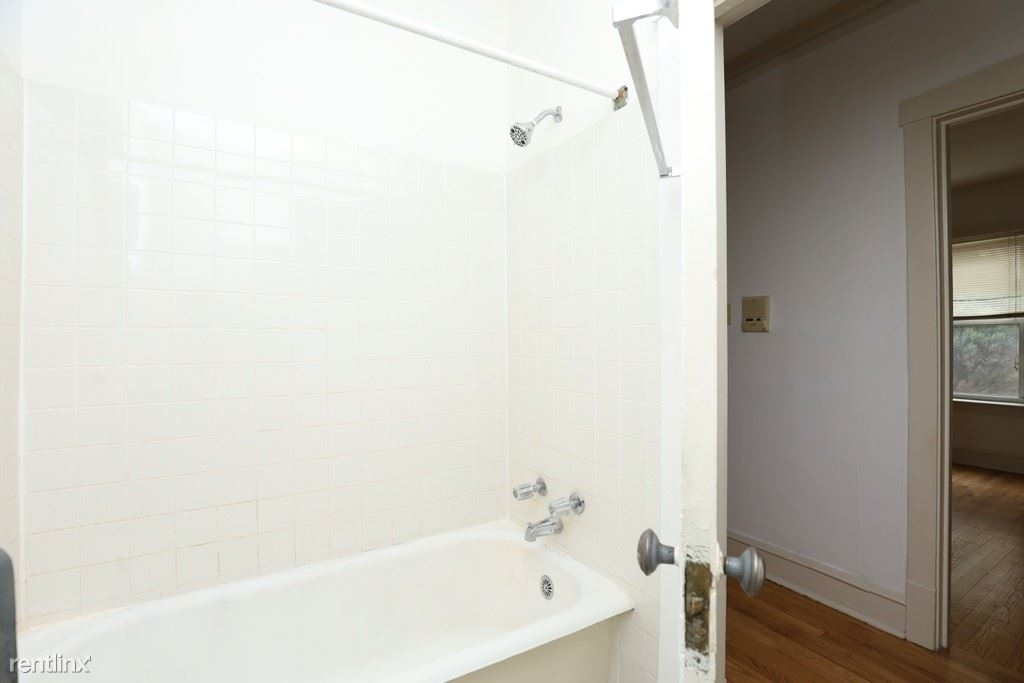 1436 W. Thorndale, Unit B-7 - Photo 18