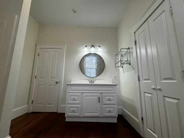 34 Thaxter St - Photo 12