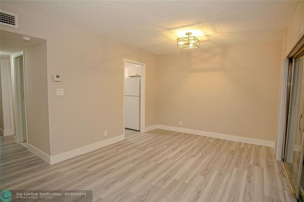 3354 Nw 85th Ave - Photo 3