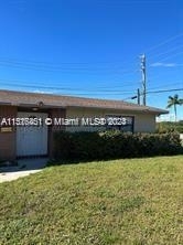 1630 Nw 76th Ave - Photo 2