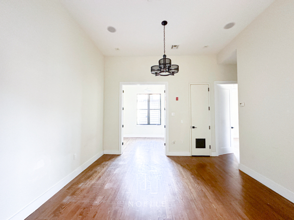 565 Evergreen Avenue - Photo 2