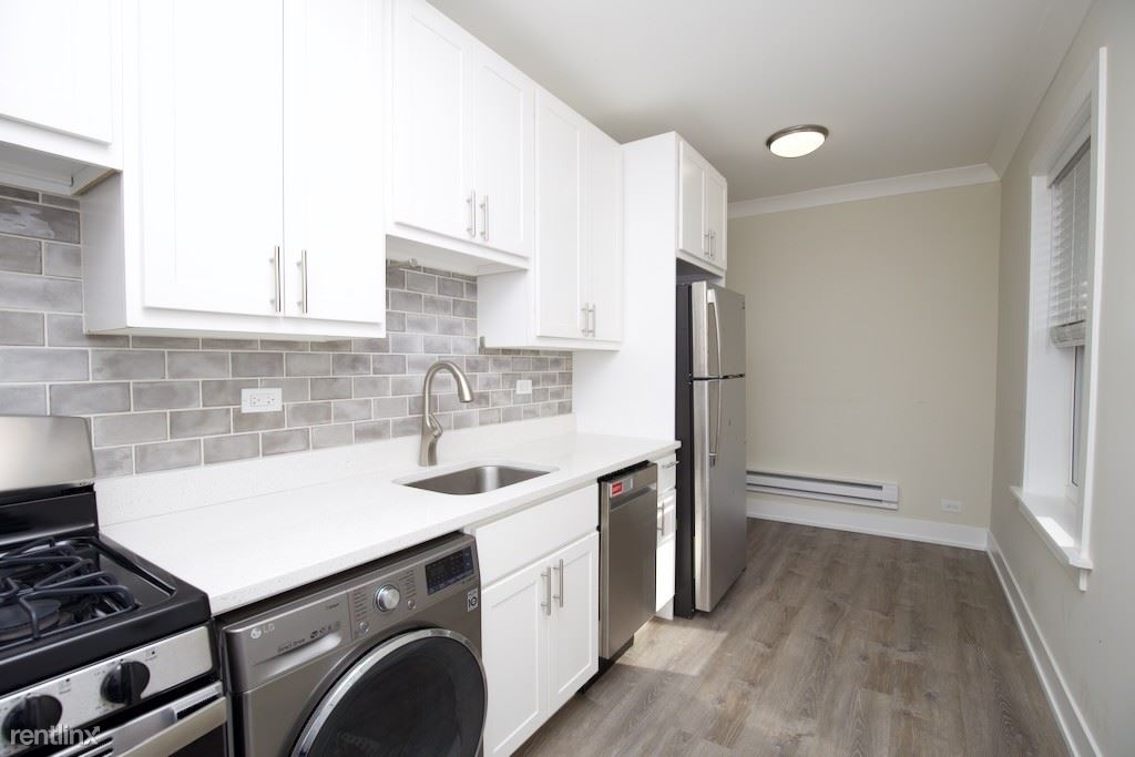 4220 N. Clark, Unit 6 - Photo 3