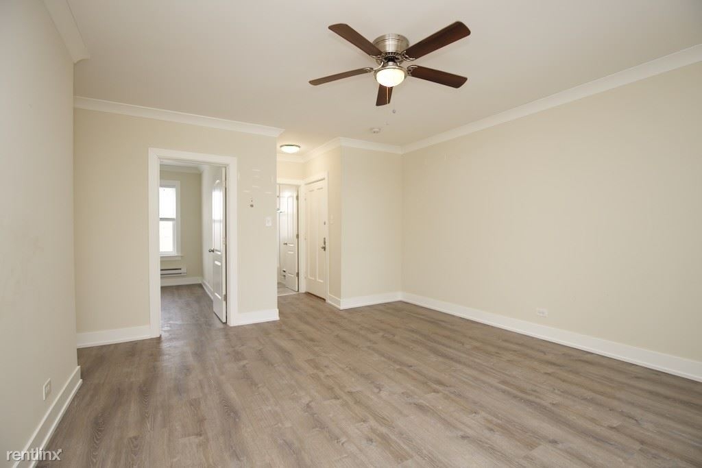 4220 N. Clark, Unit 6 - Photo 8