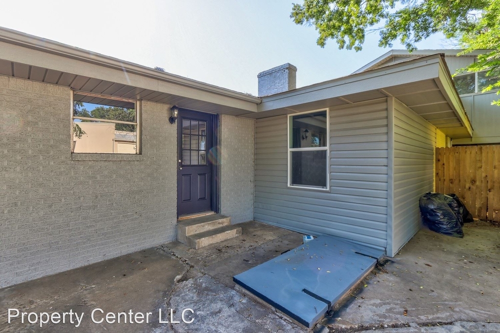 2602 Nw 50th St - Photo 47