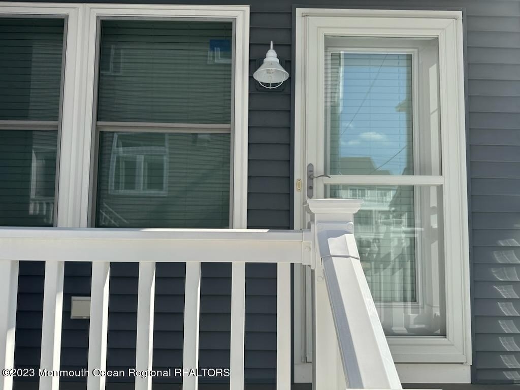 421 Coolidge Avenue - Photo 0