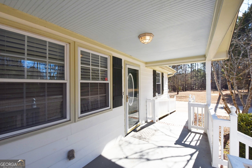 1116 Robinson Road - Photo 2