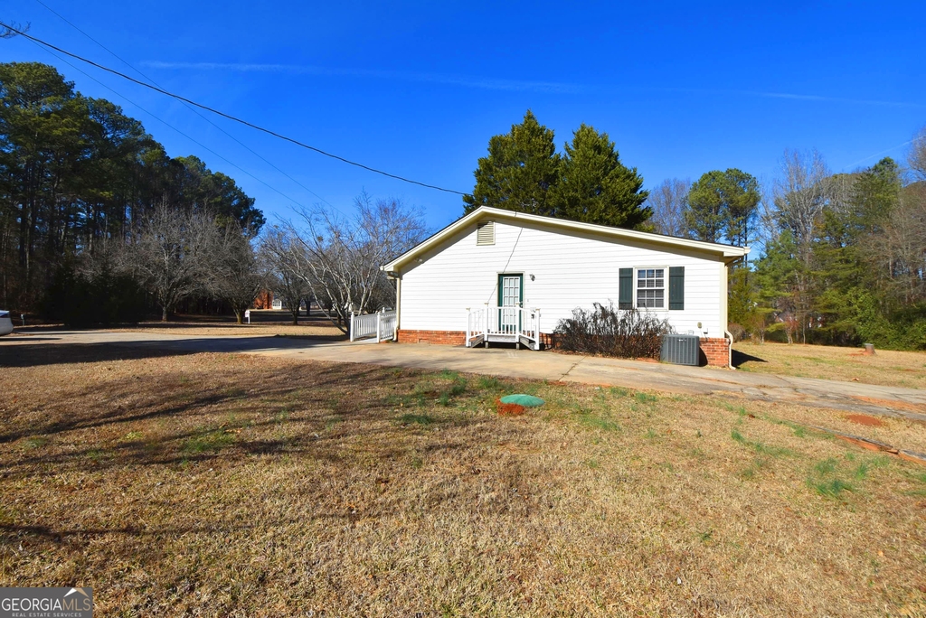 1116 Robinson Road - Photo 41