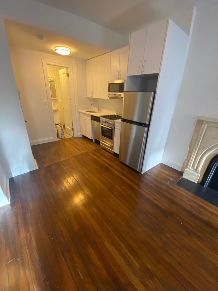 37 East 65th Street - Photo 6