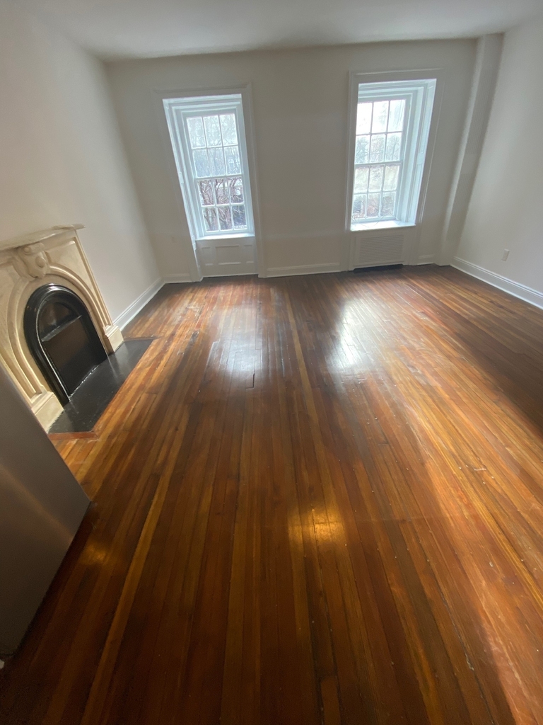37 East 65th Street - Photo 0