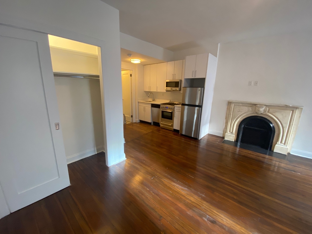 37 East 65th Street - Photo 4