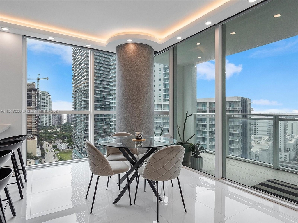 1080 Brickell Ave - Photo 5