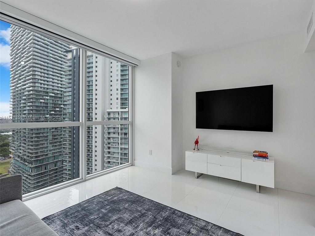 1080 Brickell Ave - Photo 27