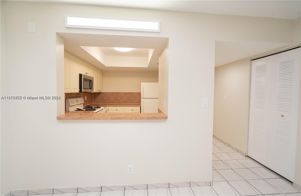 12209 Sw 14th Ln - Photo 18