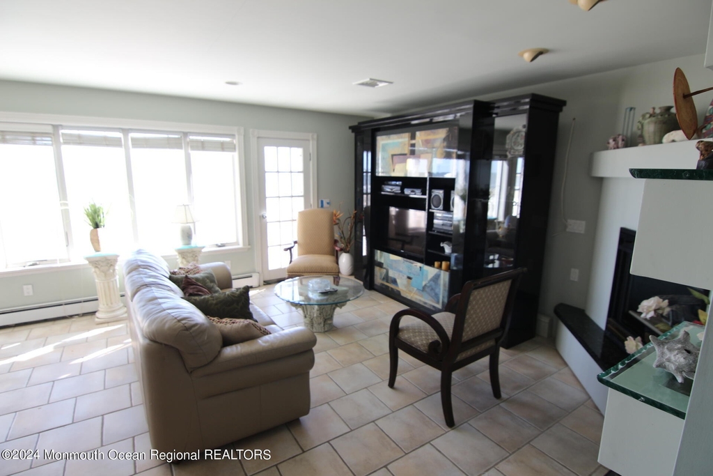 305 Beachfront - Photo 3