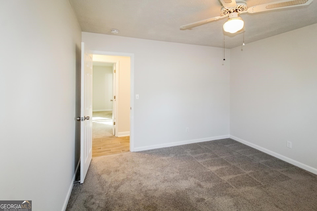 103 S Circle - Photo 12