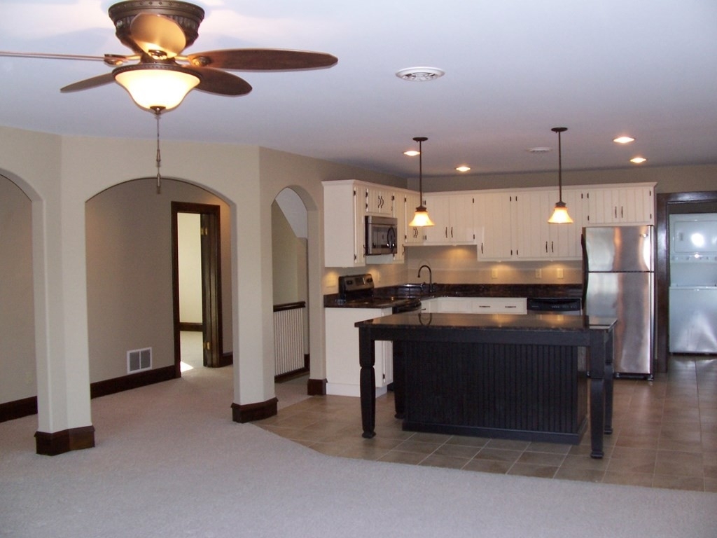 161 Oakwood Ave., Suite B - Photo 4