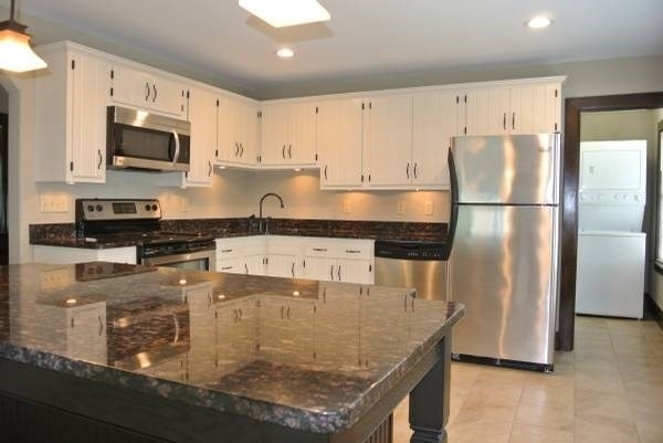 161 Oakwood Ave., Suite B - Photo 5