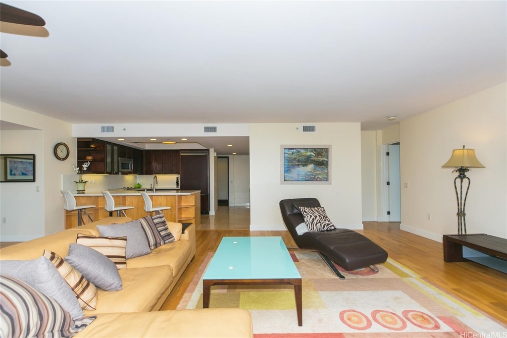 1551 Ala Wai Boulevard - Photo 8