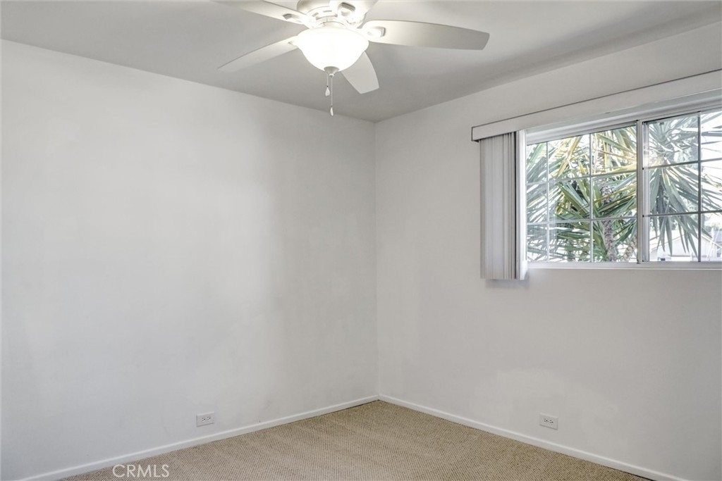 11536 Collett Avenue - Photo 21