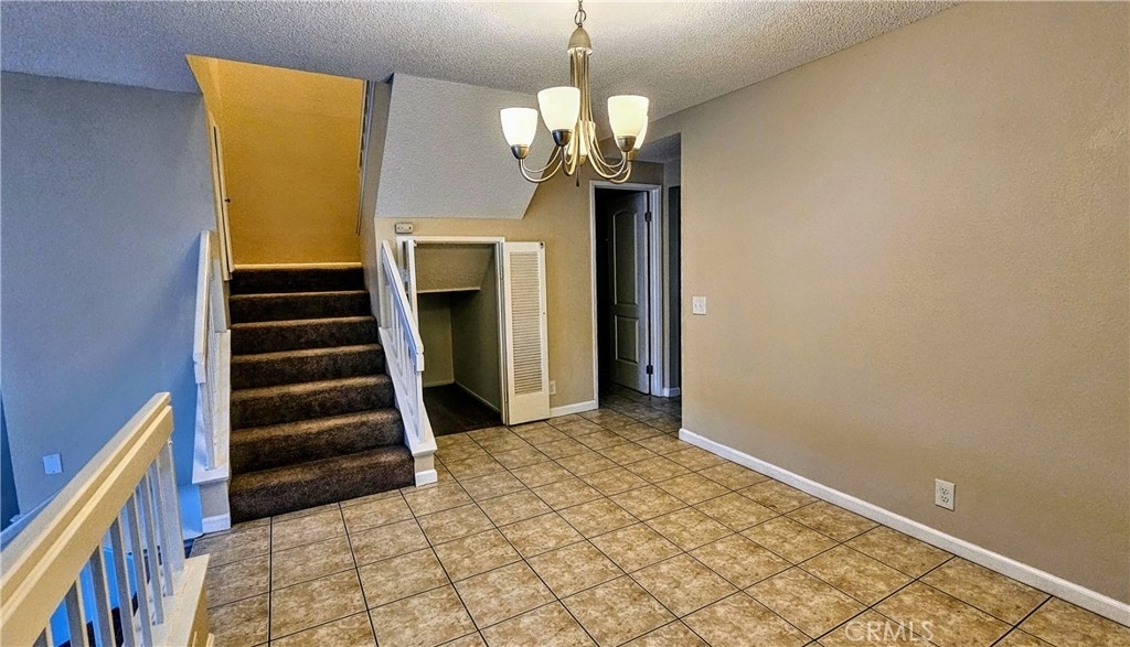 8 Goldstar Place - Photo 5