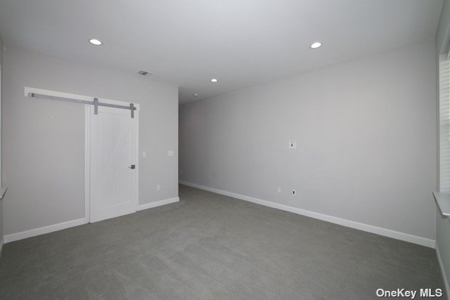 300 Sutton Court - Photo 5