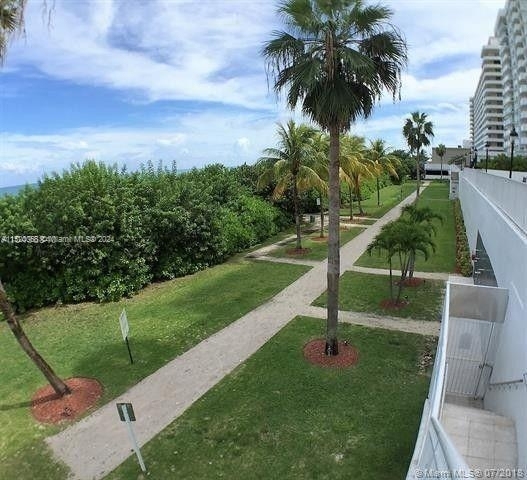 5601 Collins Ave - Photo 5