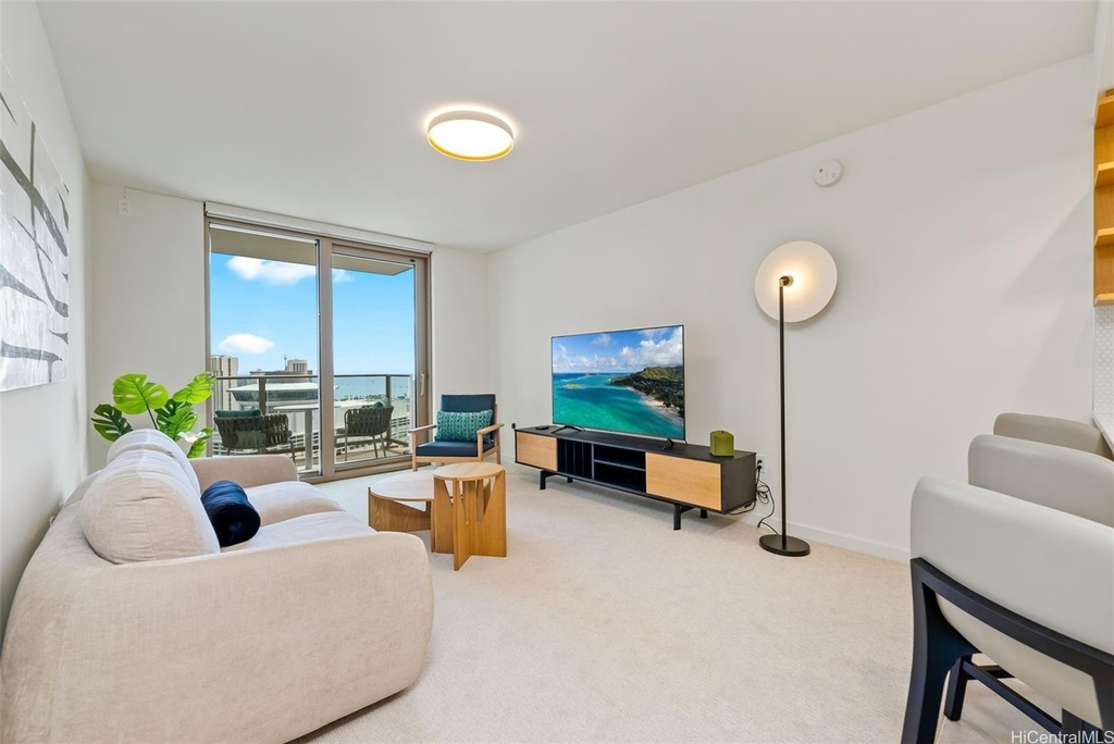 1388 Kapiolani Boulevard - Photo 3