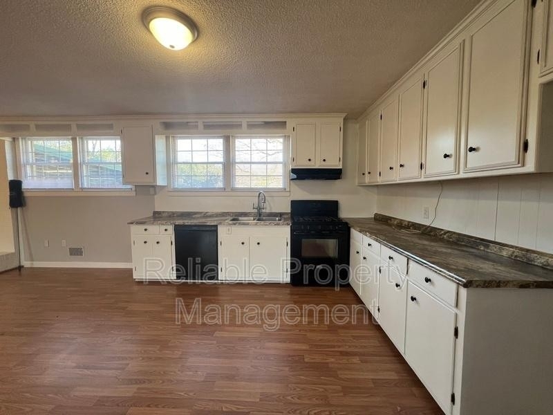 3907 Barber Mill Road - Photo 15