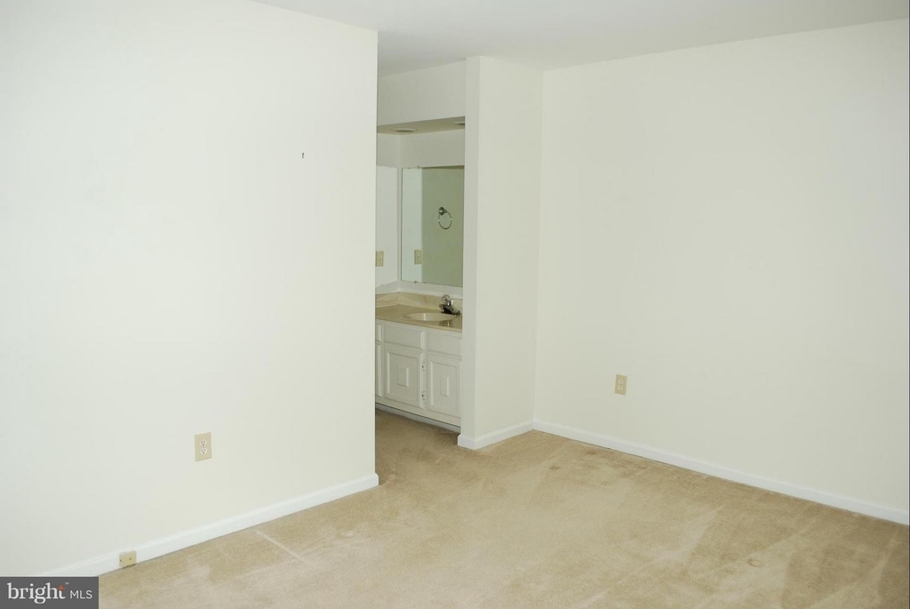 2500 Walter Reed Dr S #1 - Photo 17