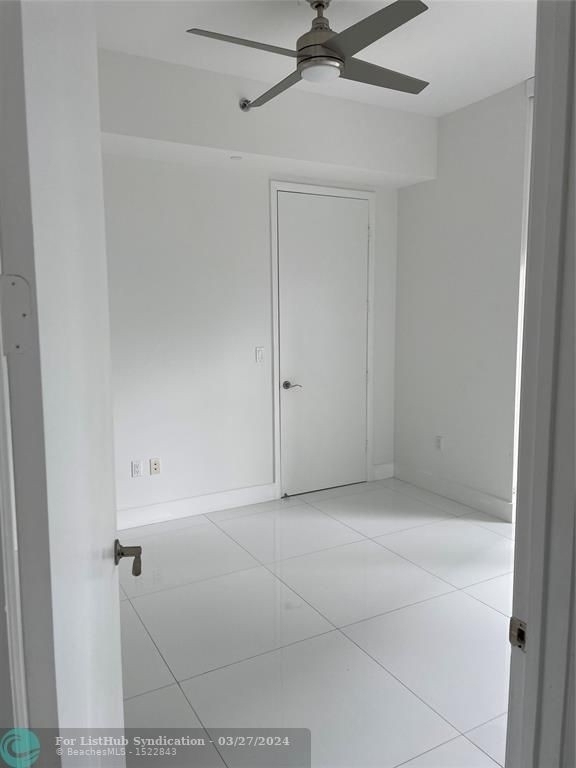 16001 Collins Ave - Photo 15