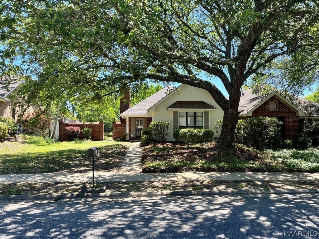 3204 Gatsby Lane - Photo 1